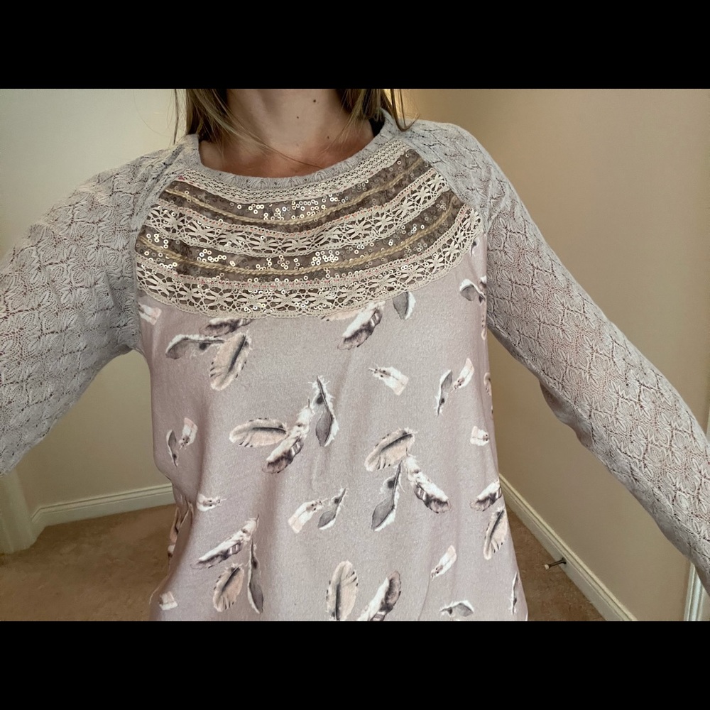 Anthropologie shirt with beautiful collar detail